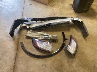 Vehicle Parts Image #2